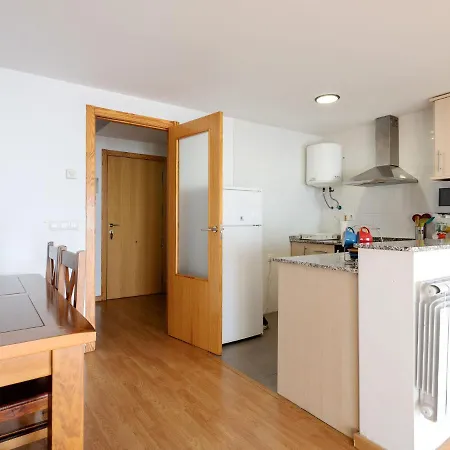 Pleasant In With Fireplace Appartement